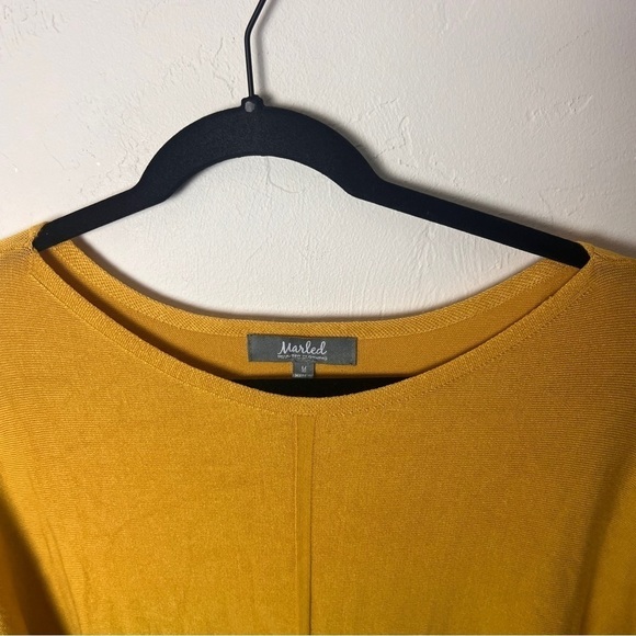 Marled sweater mustard lightweight sweater size medium - Picture 4 of 6